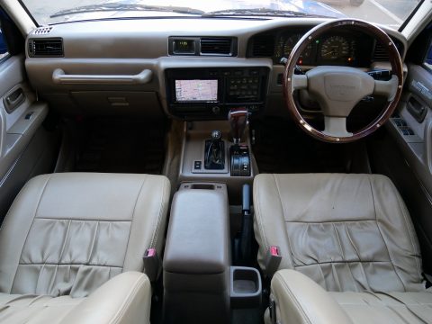 1997 平成７年　トヨタ　ランドクルーザー　８０　VX-LTD TOYOTA　LANDCRUISER　ハチマル　全塗装　オールペン車　個性的　人気車種　 (1)
